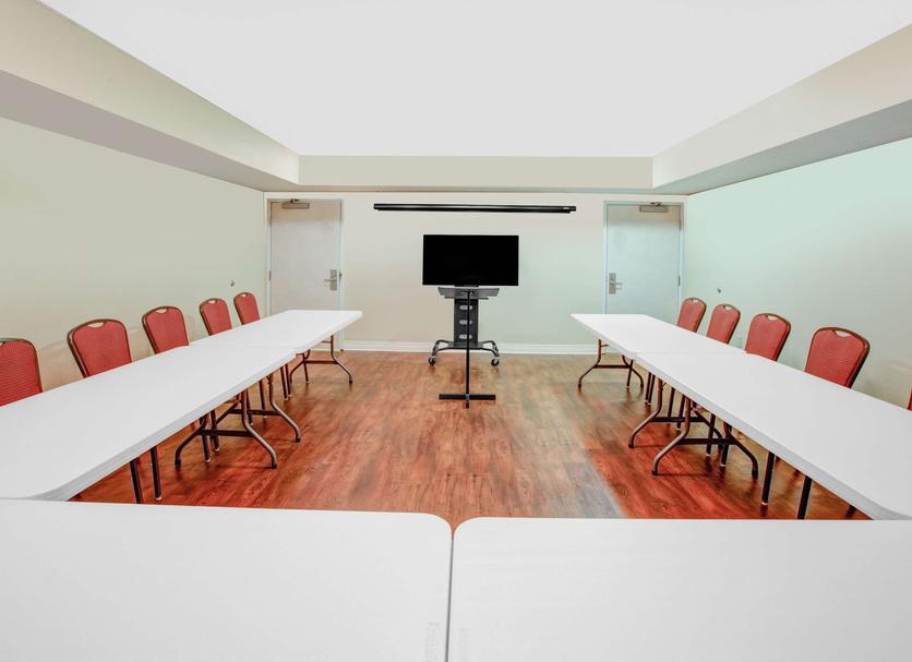 Ruang konferensi Foto