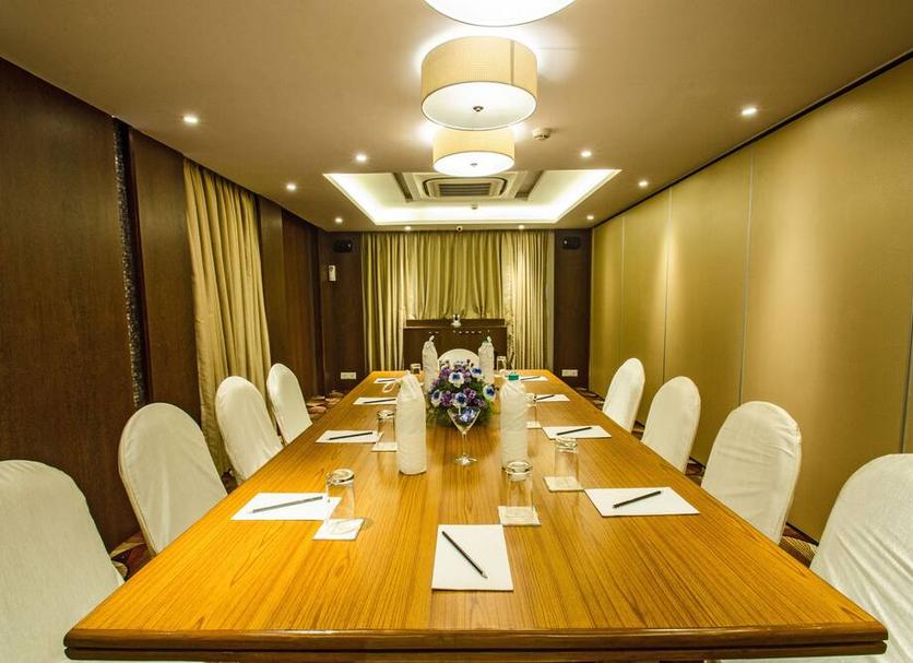 Ruang konferensi Foto