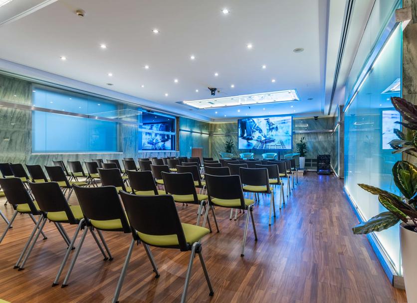 Ruang konferensi Foto