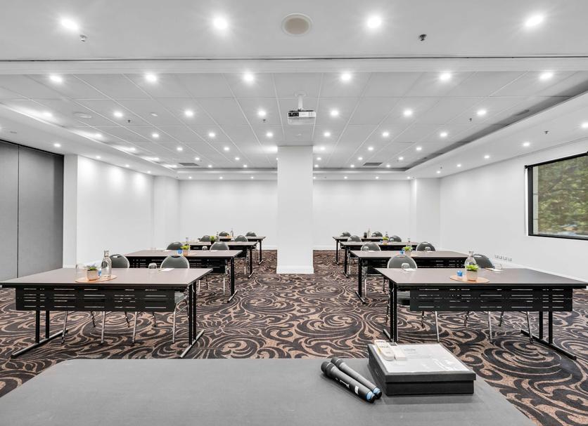 Ruang konferensi Foto