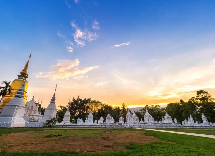 Pemandangan luar Foto
