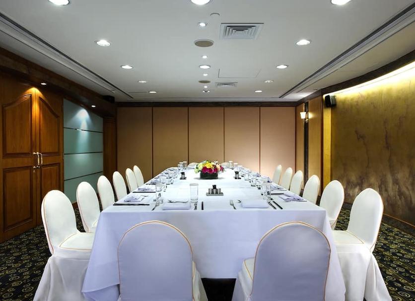 Ruang konferensi Foto