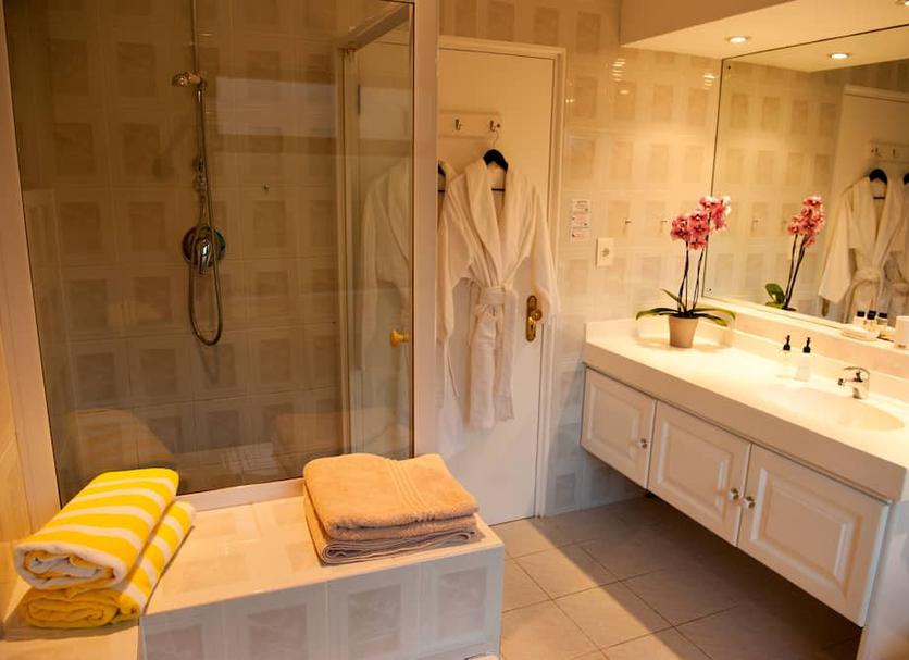 Kamar Mandi Foto