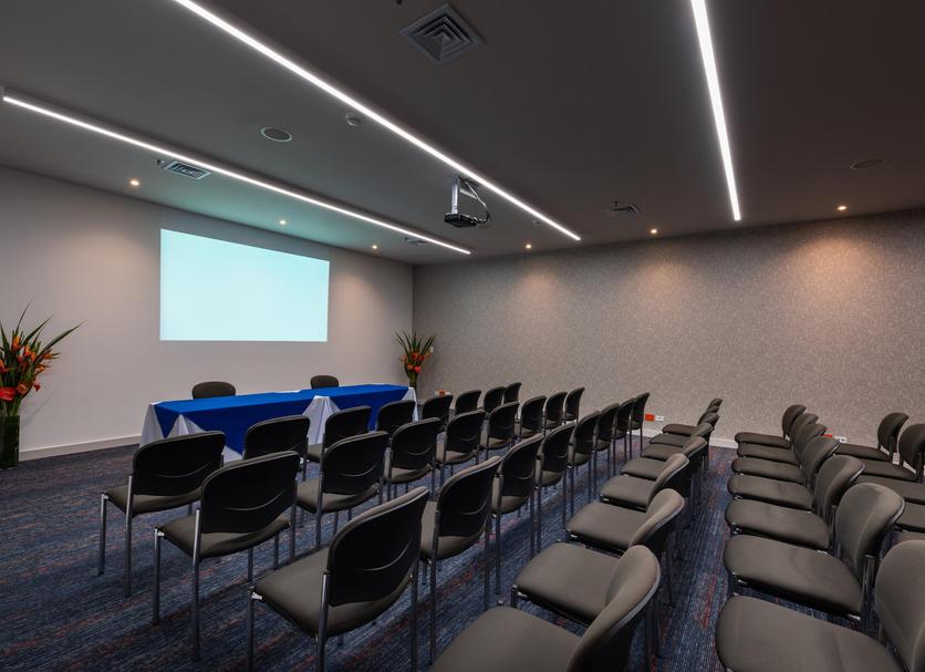 Ruang konferensi Foto