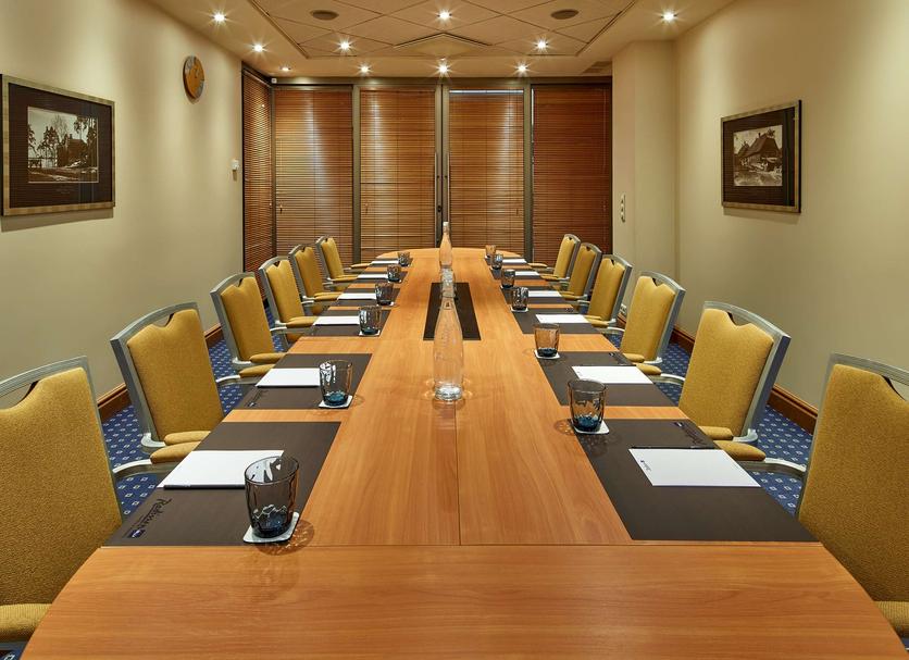 Ruang konferensi Foto