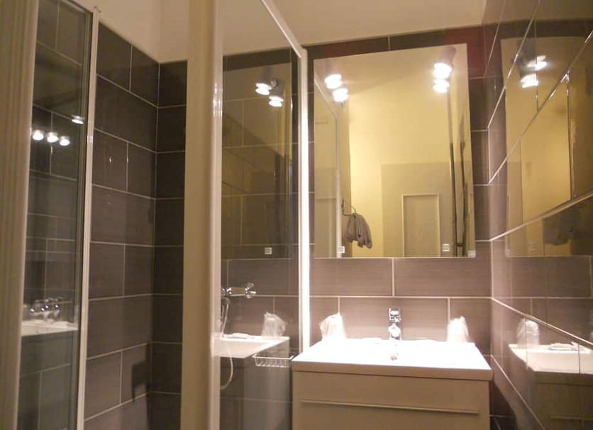 Kamar Mandi Foto