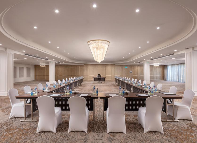 Ruang konferensi Foto