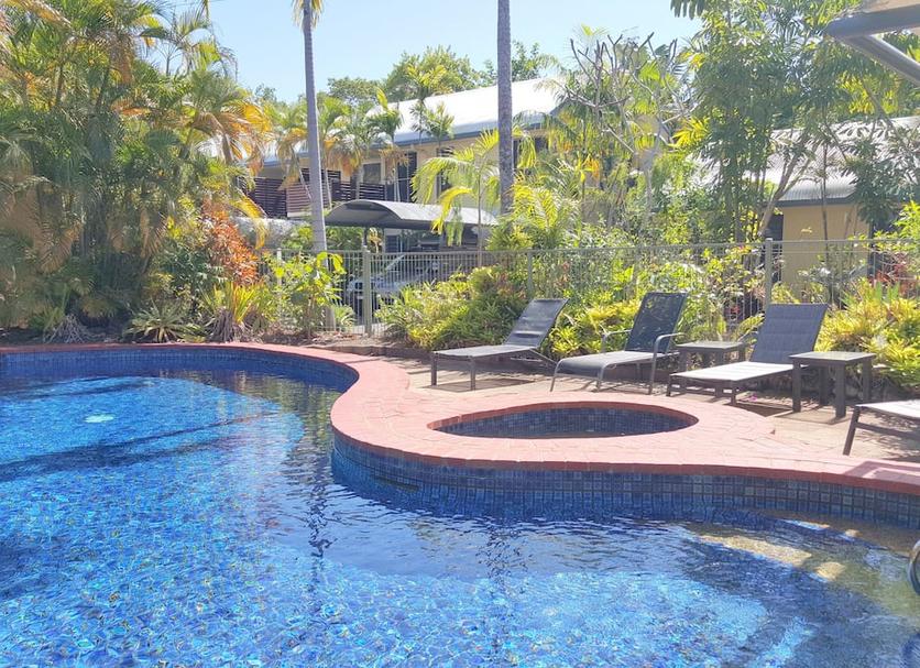 Kolam Foto