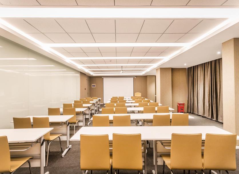 Ruang konferensi Foto