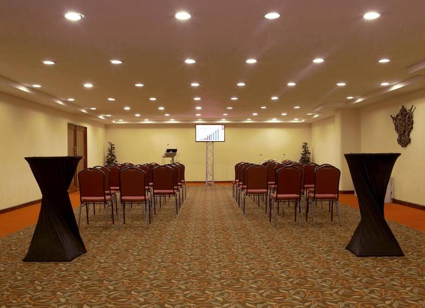 Ruang konferensi Foto