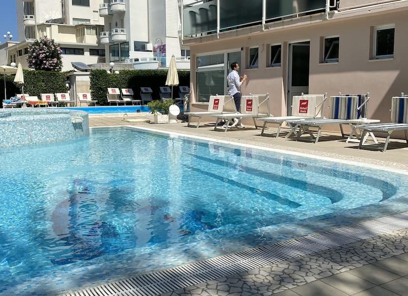 Kolam Foto