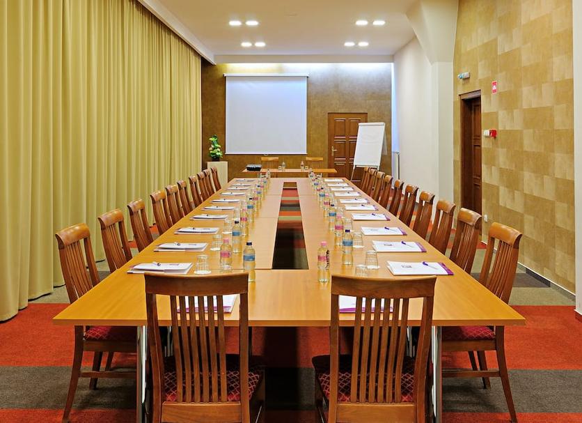 Ruang konferensi Foto