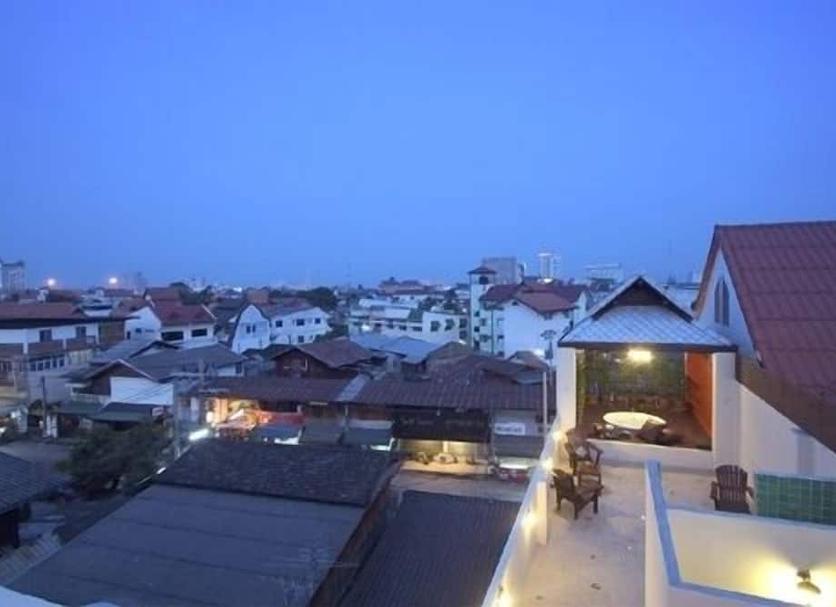 Pemandangan luar Foto