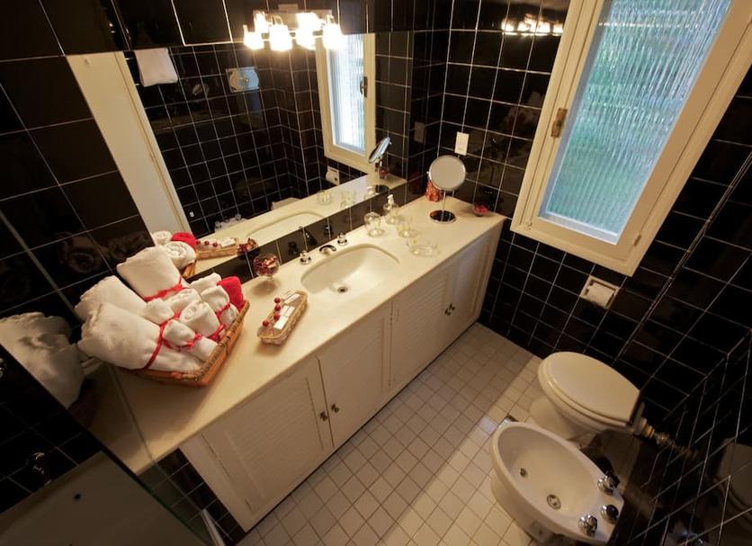 Kamar Mandi Foto