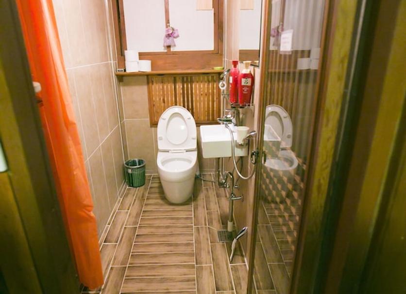 Kamar Mandi Foto