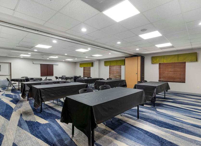 Ruang konferensi Foto