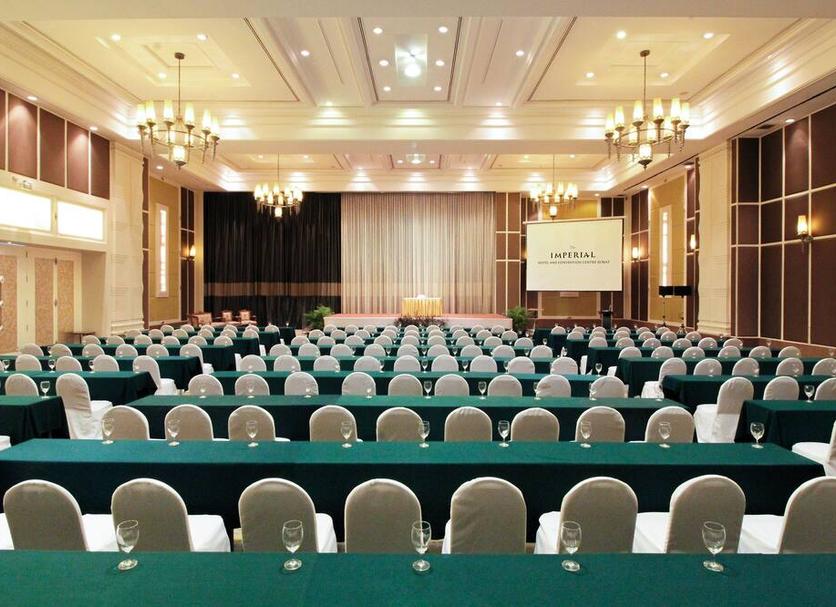 Ruang konferensi Foto