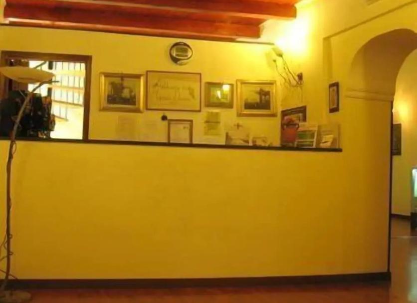 Resepsionis Foto
