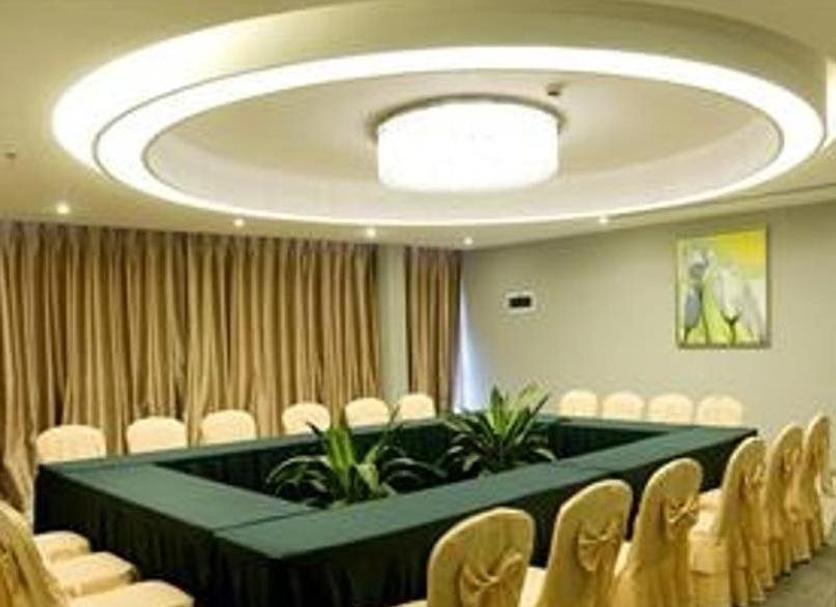 Ruang konferensi Foto