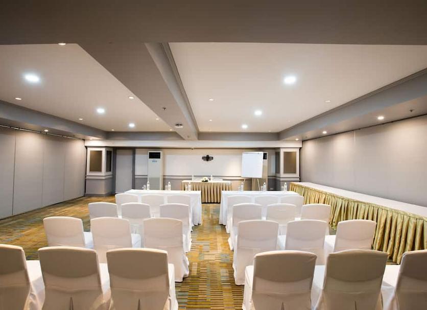 Ruang konferensi Foto