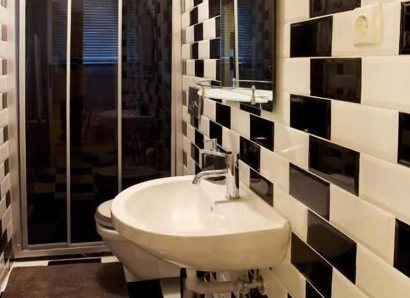 Kamar Mandi Foto