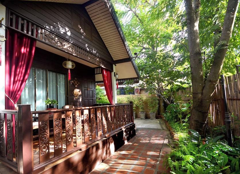 Pemandangan luar Foto