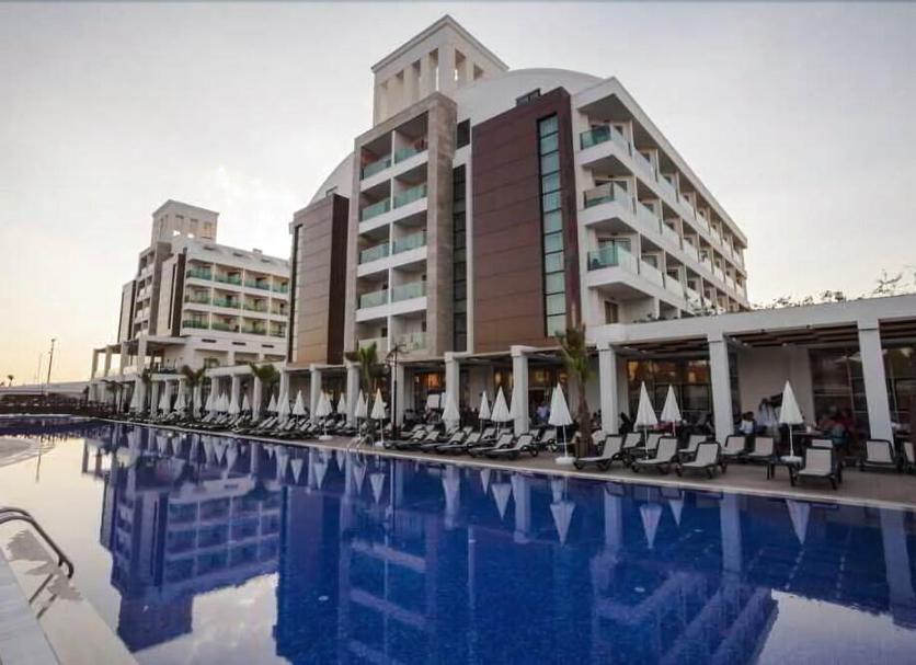 Kolam Foto