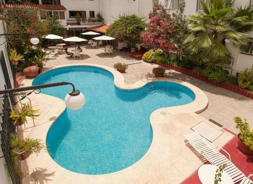 Kolam Foto