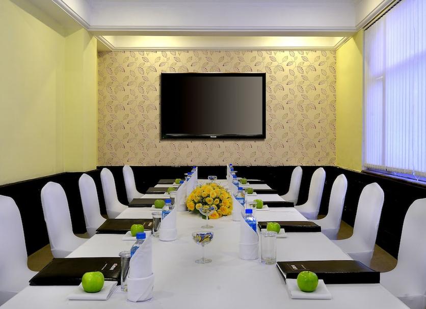 Ruang konferensi Foto