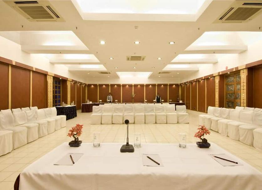 Ruang konferensi Foto