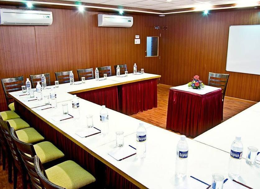 Ruang konferensi Foto