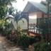 Pemandangan luar