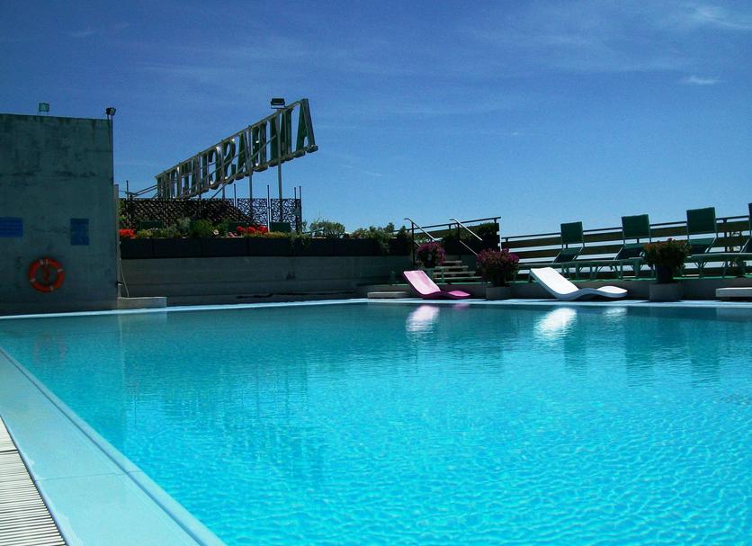 Kolam Foto