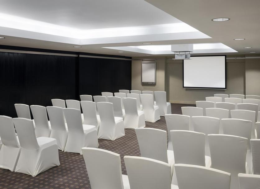 Ruang konferensi Foto