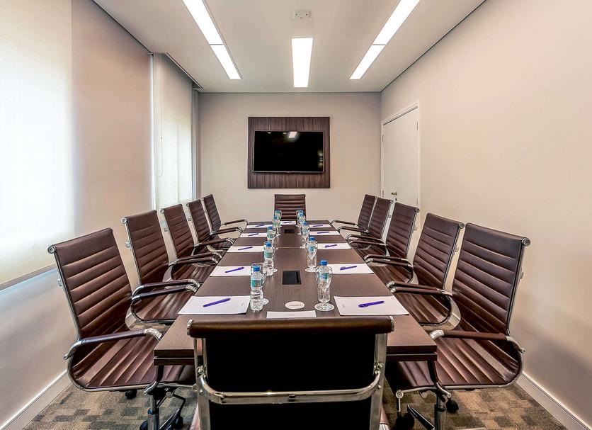 Ruang konferensi Foto