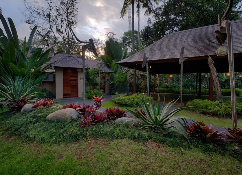 Pemandangan luar Foto