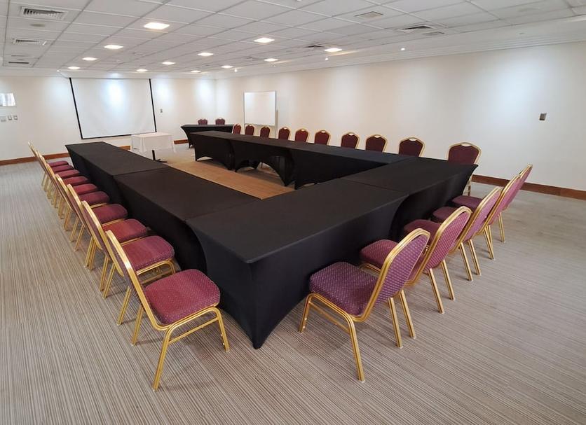 Ruang konferensi Foto