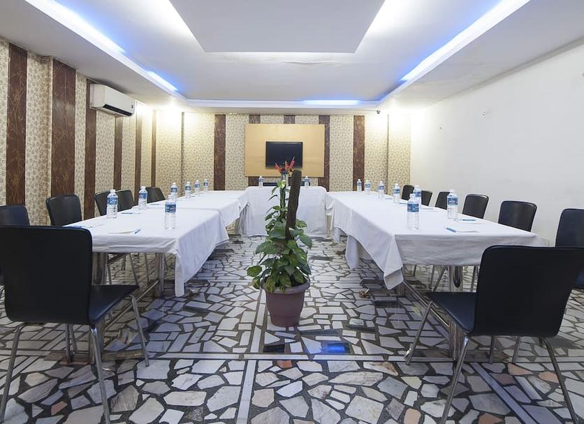 Ruang konferensi Foto