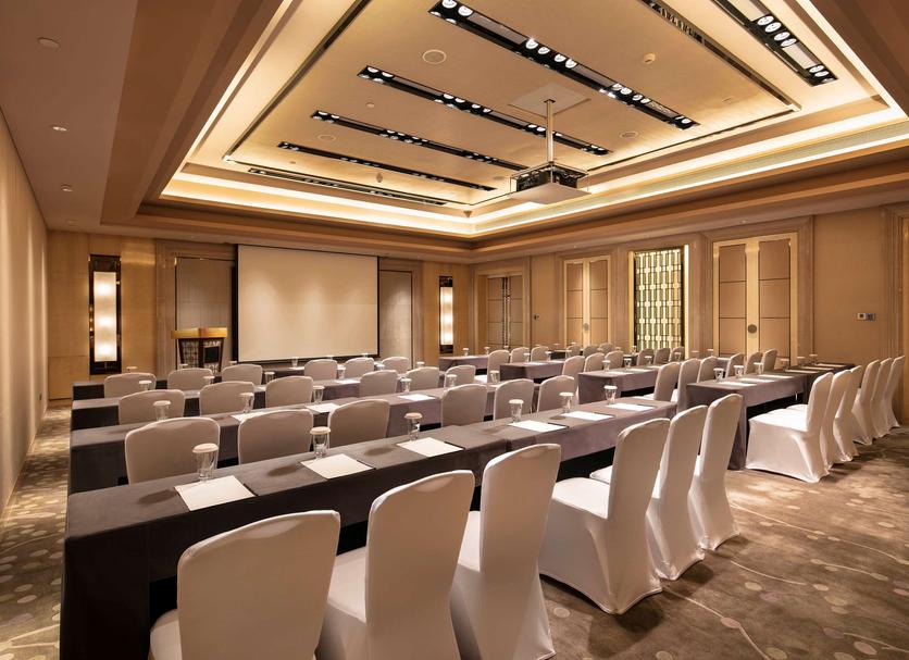 Ruang konferensi Foto