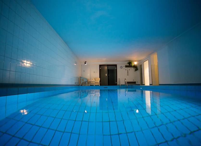 Kolam Foto