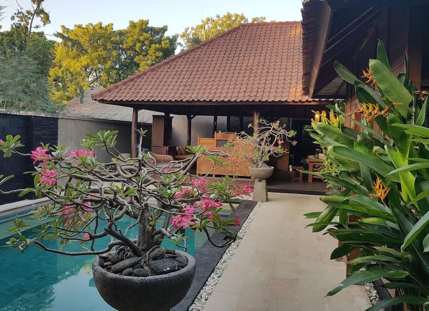 Pemandangan luar Foto