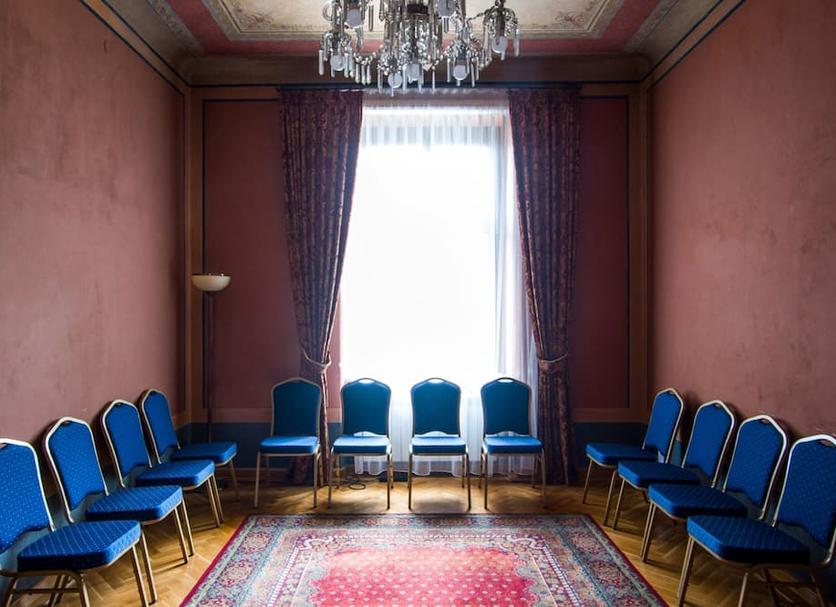 Ruang konferensi Foto