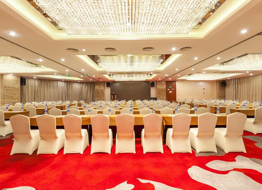 Ruang konferensi Foto