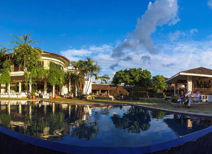 Kolam Foto