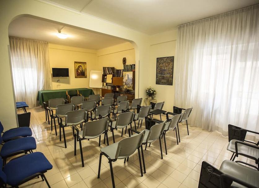 Ruang konferensi Foto