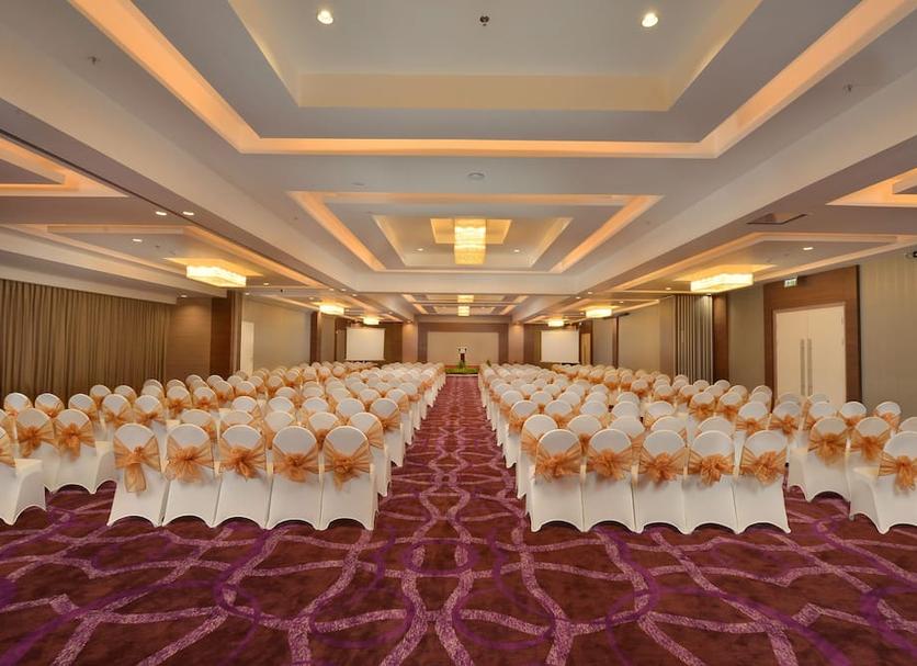 Ruang konferensi Foto