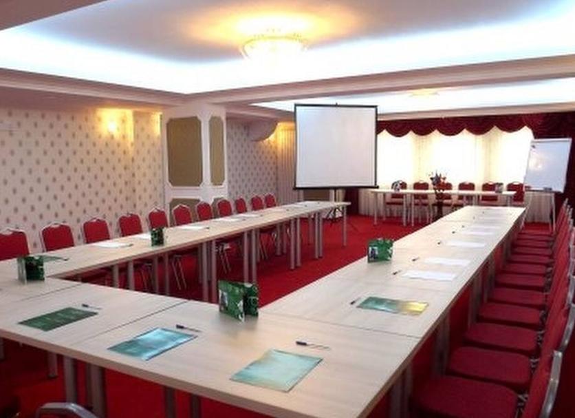 Ruang konferensi Foto