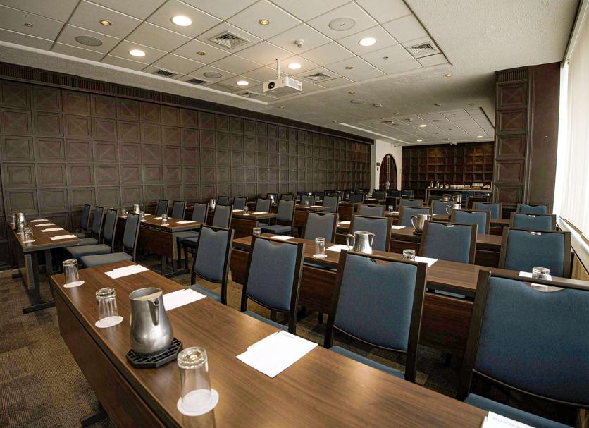 Ruang konferensi Foto