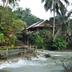 Pemandangan luar