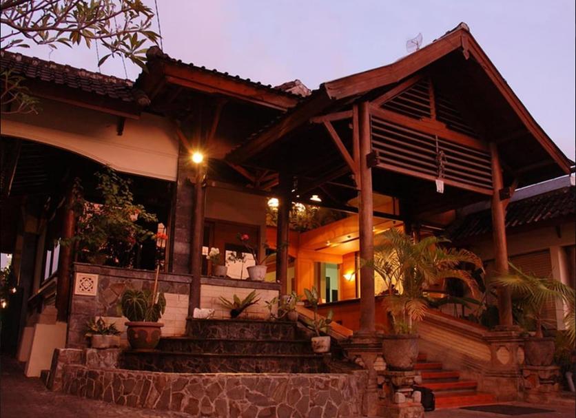 Pemandangan luar Foto